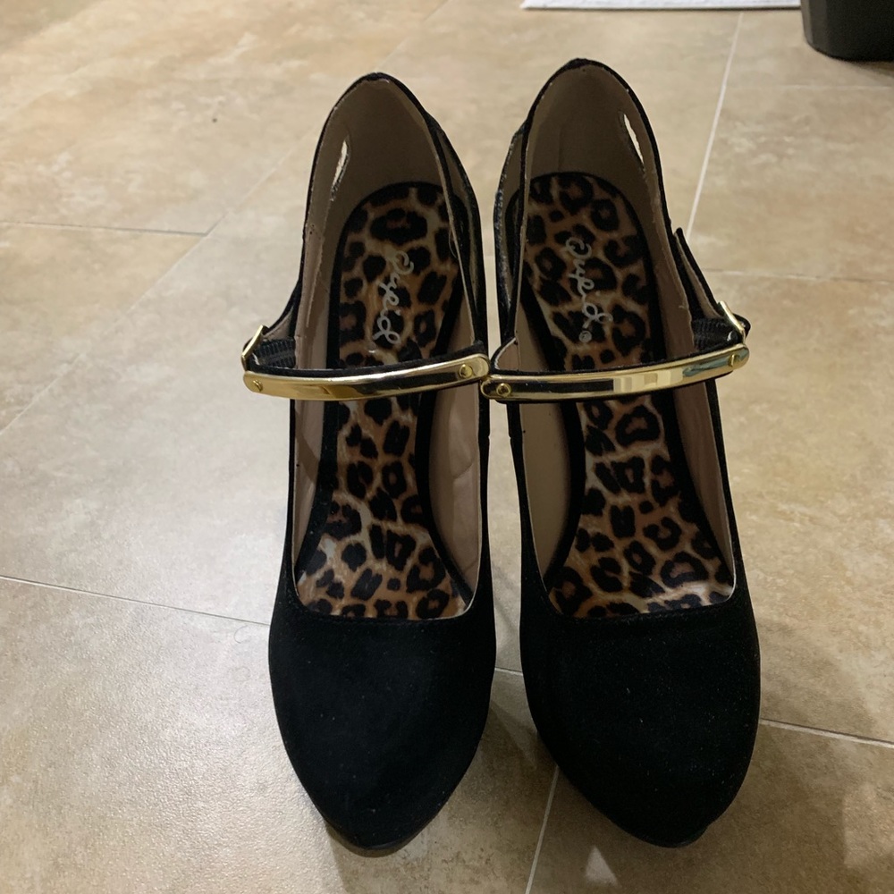 Qupid high heel pumps from Agaci